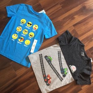NWT size 6/7 - 7 t shirts boys